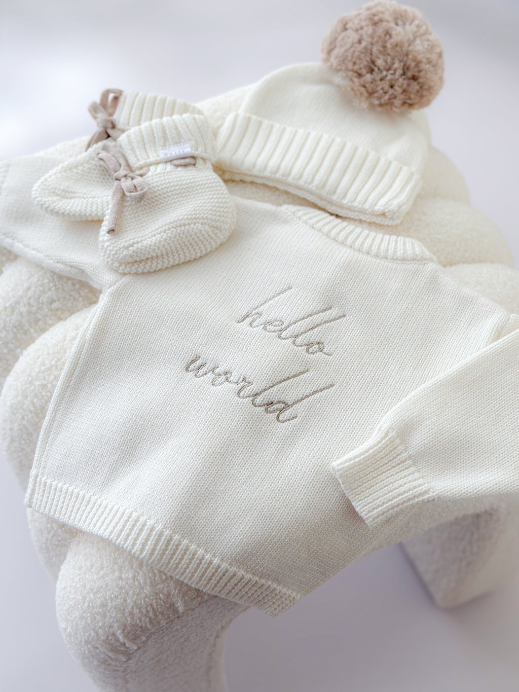 Newborn cardigan| Milk