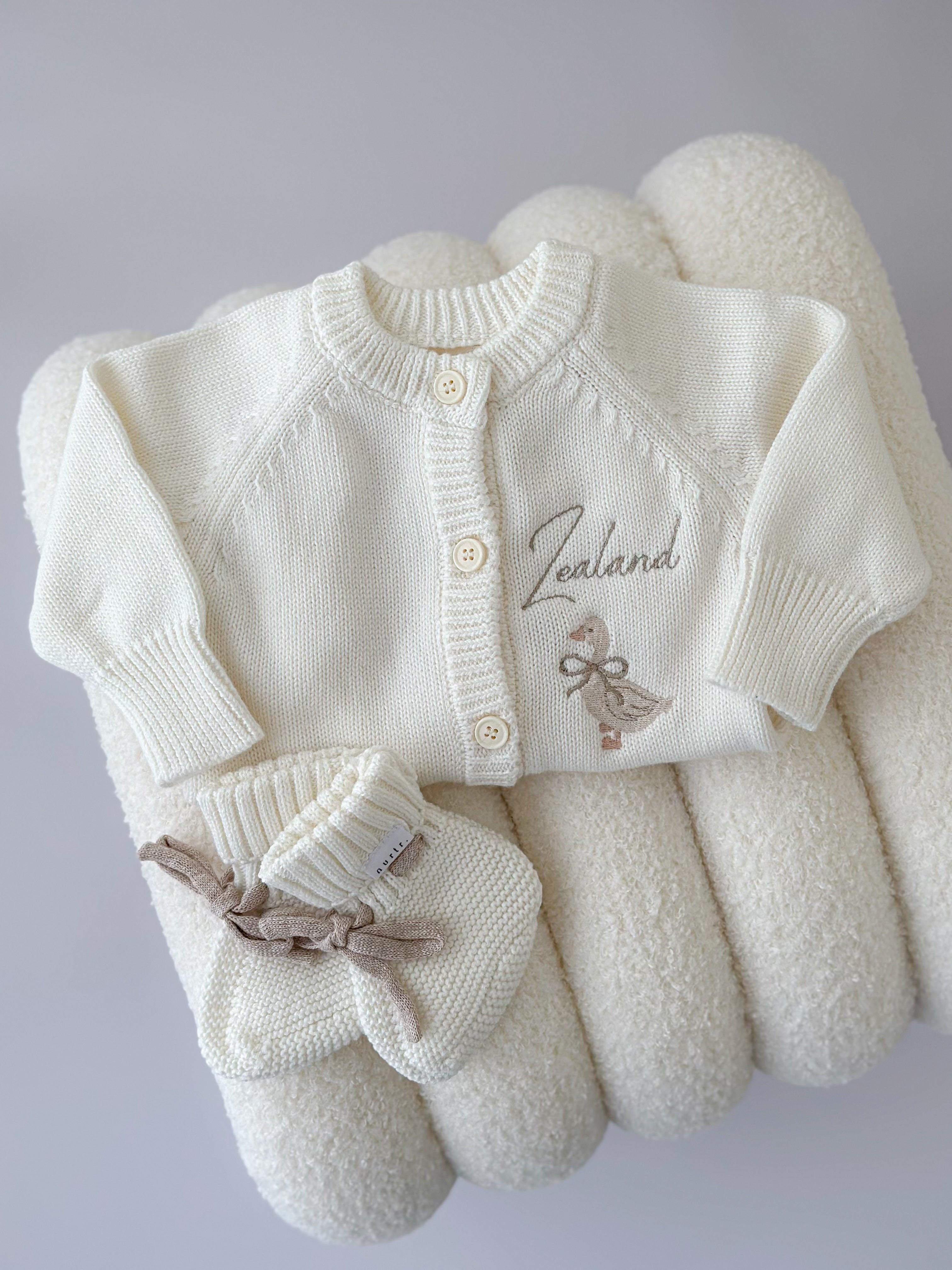 Newborn cardigan| Milk